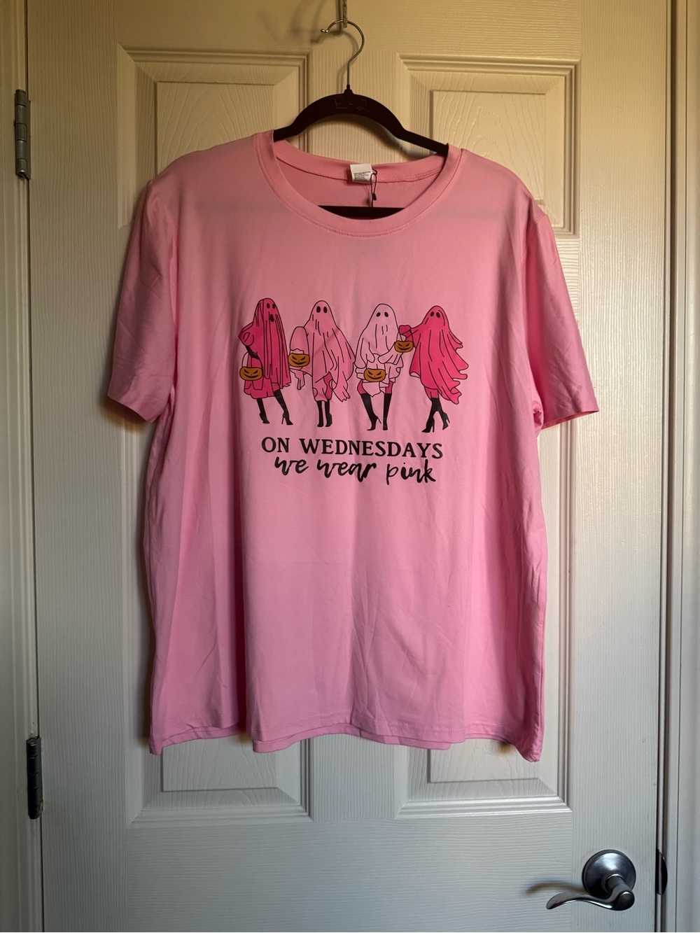 NWT Pink Graphic Tee 'On Wednesdays We Wear Pink', Mean Girls , Halloween Tee